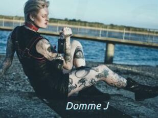 Domme_J