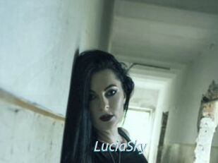 Lucia_Sky