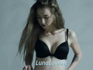 Luna_Lovelle