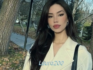 Laura200