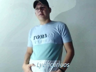 Lyoncuriuos