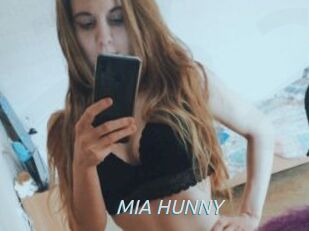 MIA_HUNNY