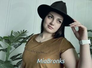 MiaBronks