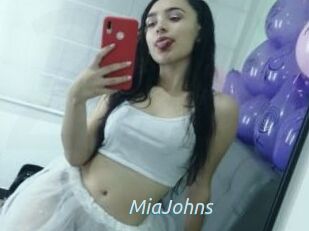 MiaJohns