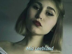 Mia_Leeblond