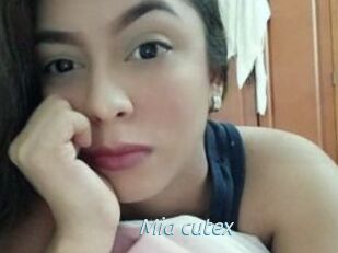 Mia_cutex