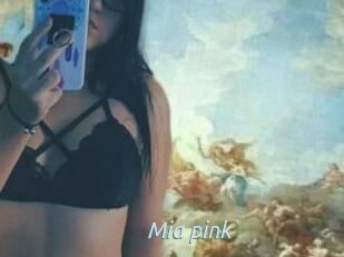 Mia_pink