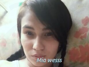 Mia_wesss