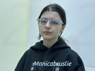 Monicabruslie