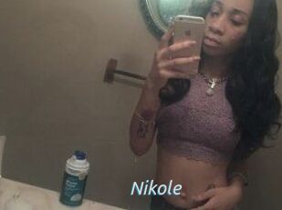 Nikole_