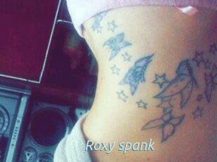 Roxy_spank