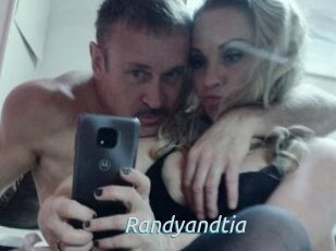 Randyandtia