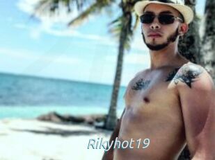 Rikyhot19