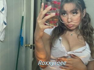 Roxxyraee