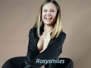 Roxysmiles