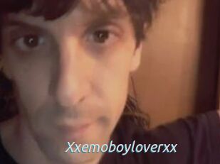 Xxemoboyloverxx